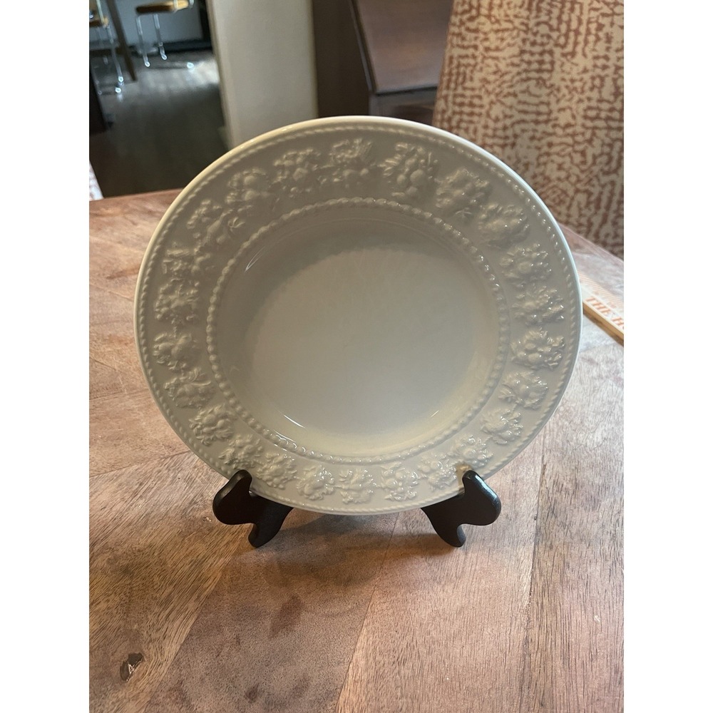 Wedgwood Home Festivity Bread & Butter Plates Set of 3 7.5" Ivory England 1995